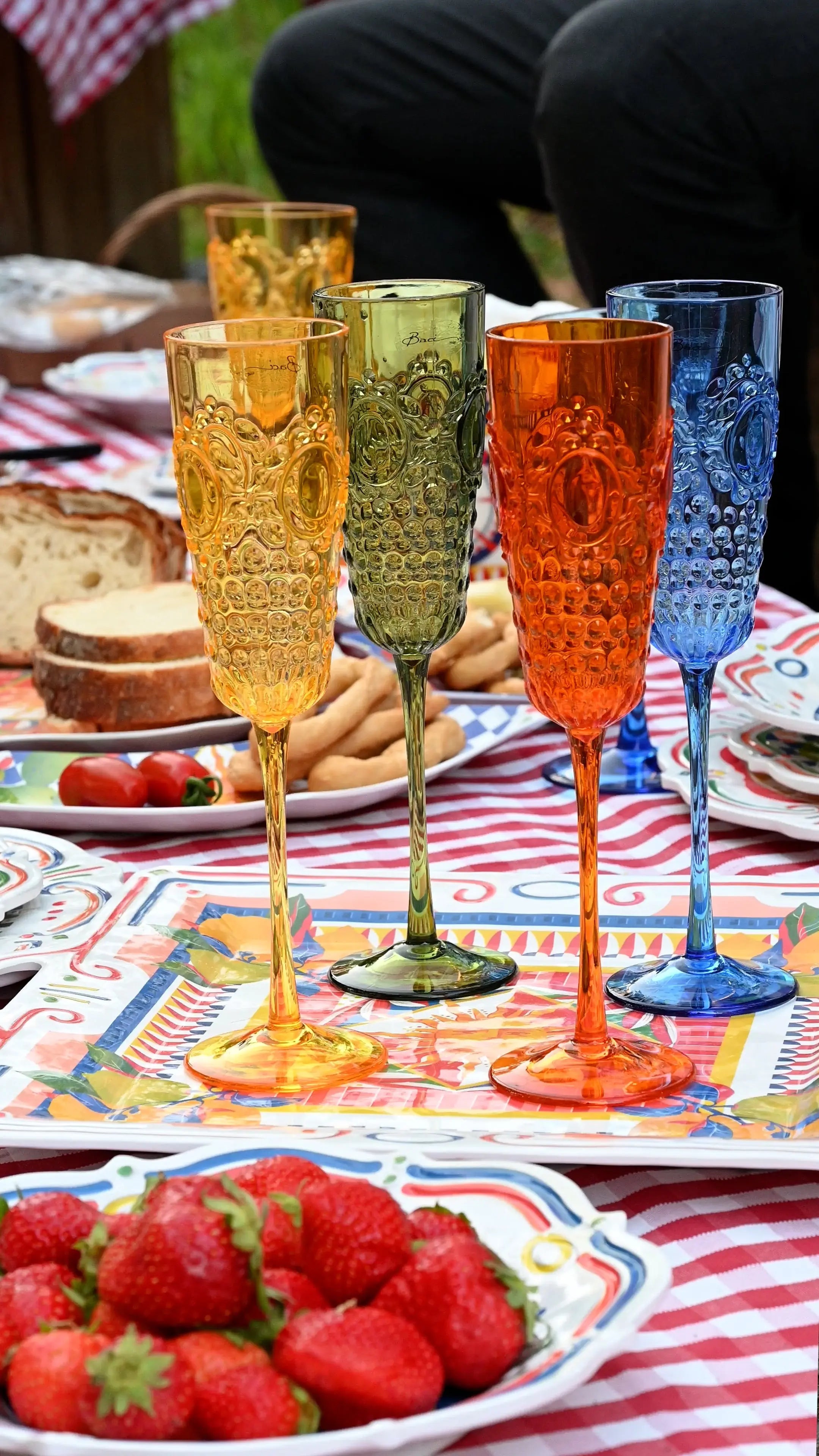 Wine-Glasses-Dubai-Amprio-Milano-s-Two-Glass-Strategy Amprio Milano