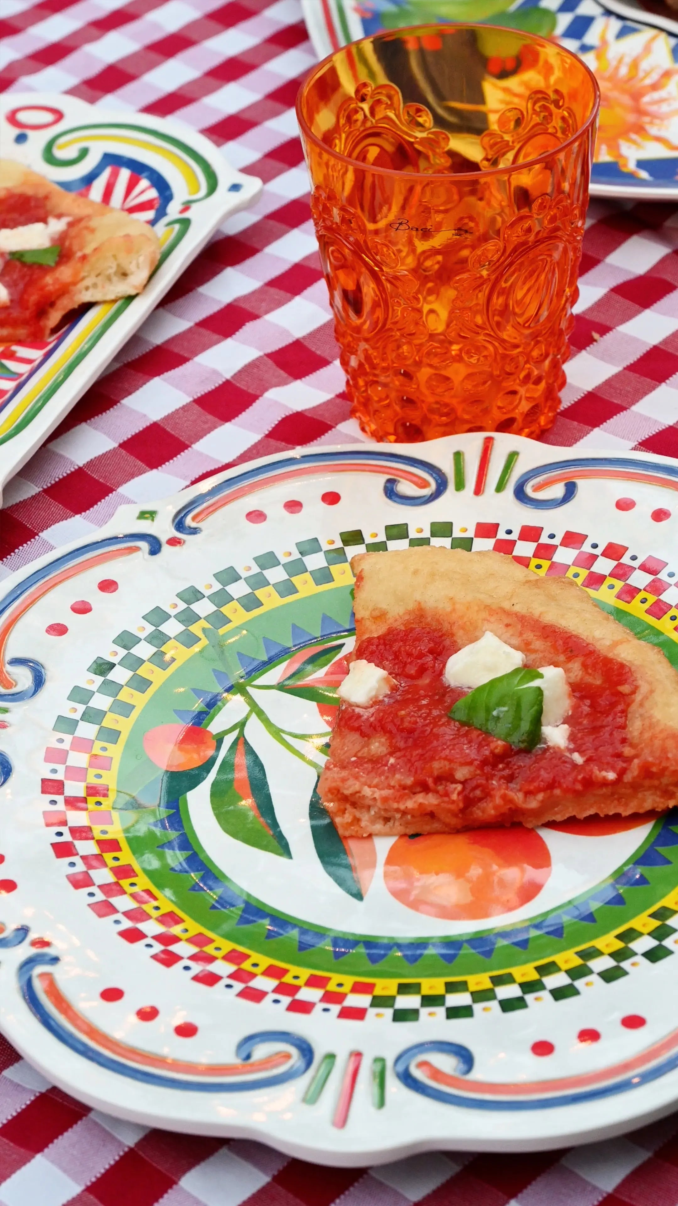 Themed Restaurant Dinnerware That Sells: Practical Playbook - Amprio Milano