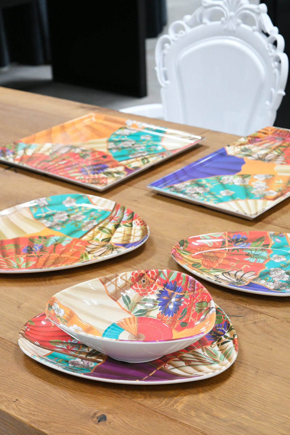 Blue-Hour-Yacht-Set-Gold-Kissed-Pieces-That-Photograph-Warm Amprio Milano