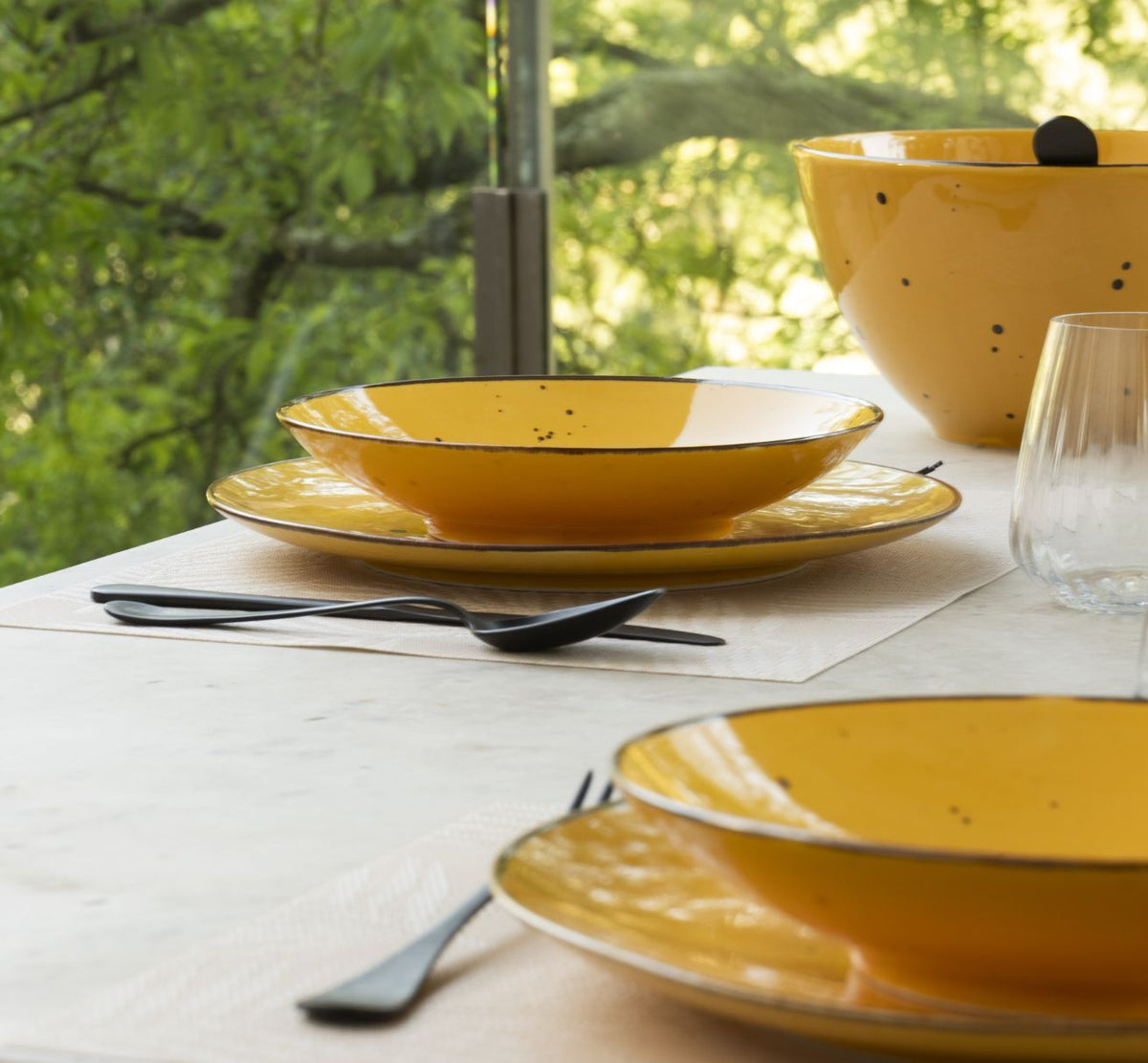 Yellow Cottage · Weissestal