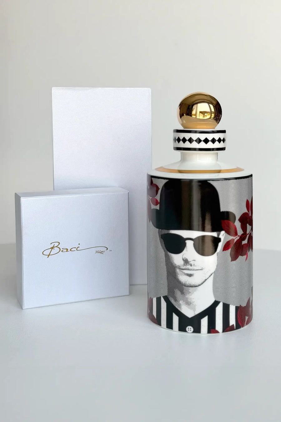 Bottle With Sphere - Magnum Mrs. White / Mr. Black - Gli inseparabili - Amprio Milano