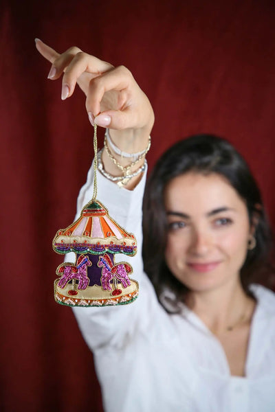 Hand Embroidery Napking Ring Carousel – IL Natale del Re