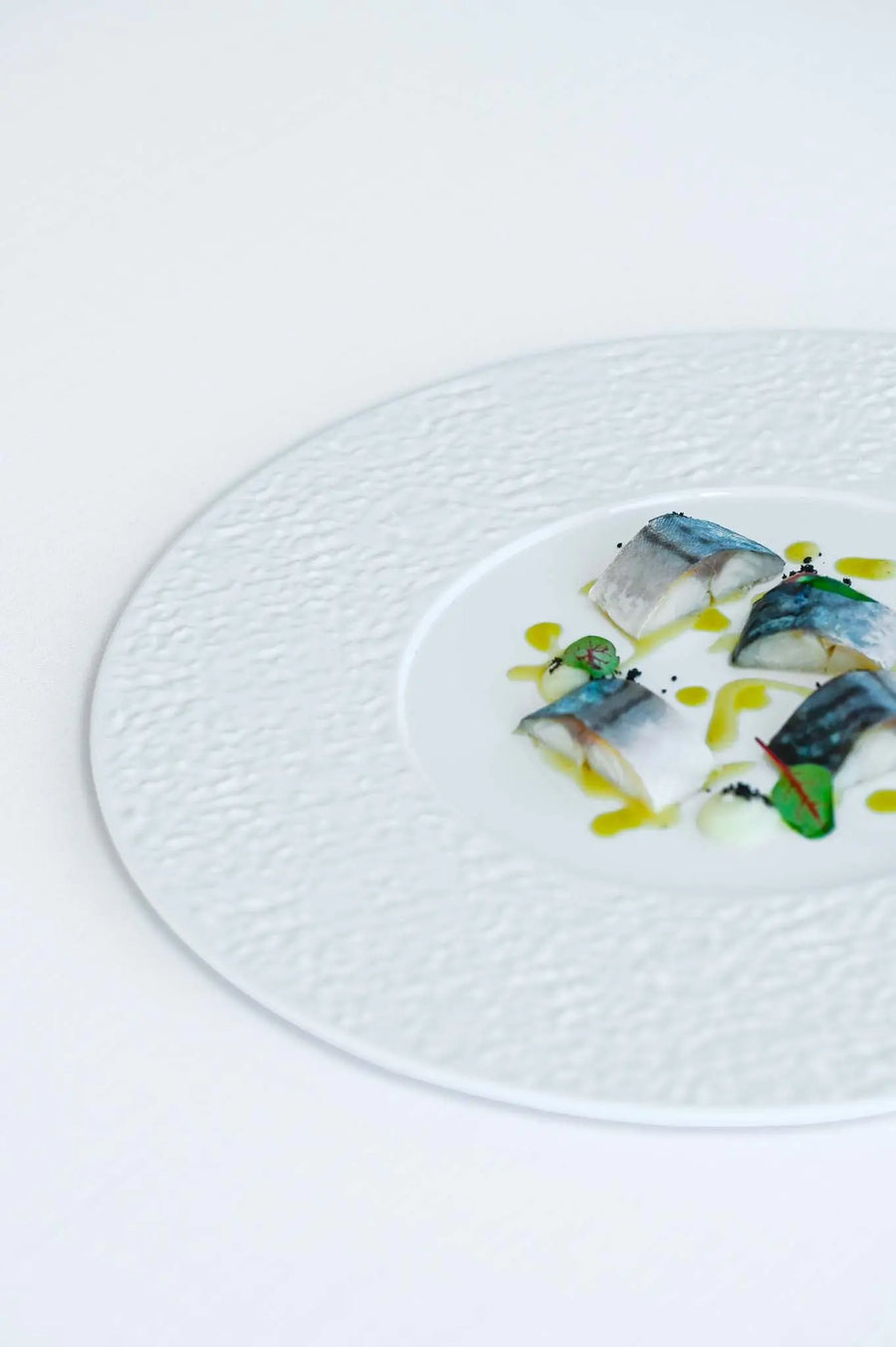 Melamine Wide Rim Plate Luna - Avant Guard - Amprio Milano