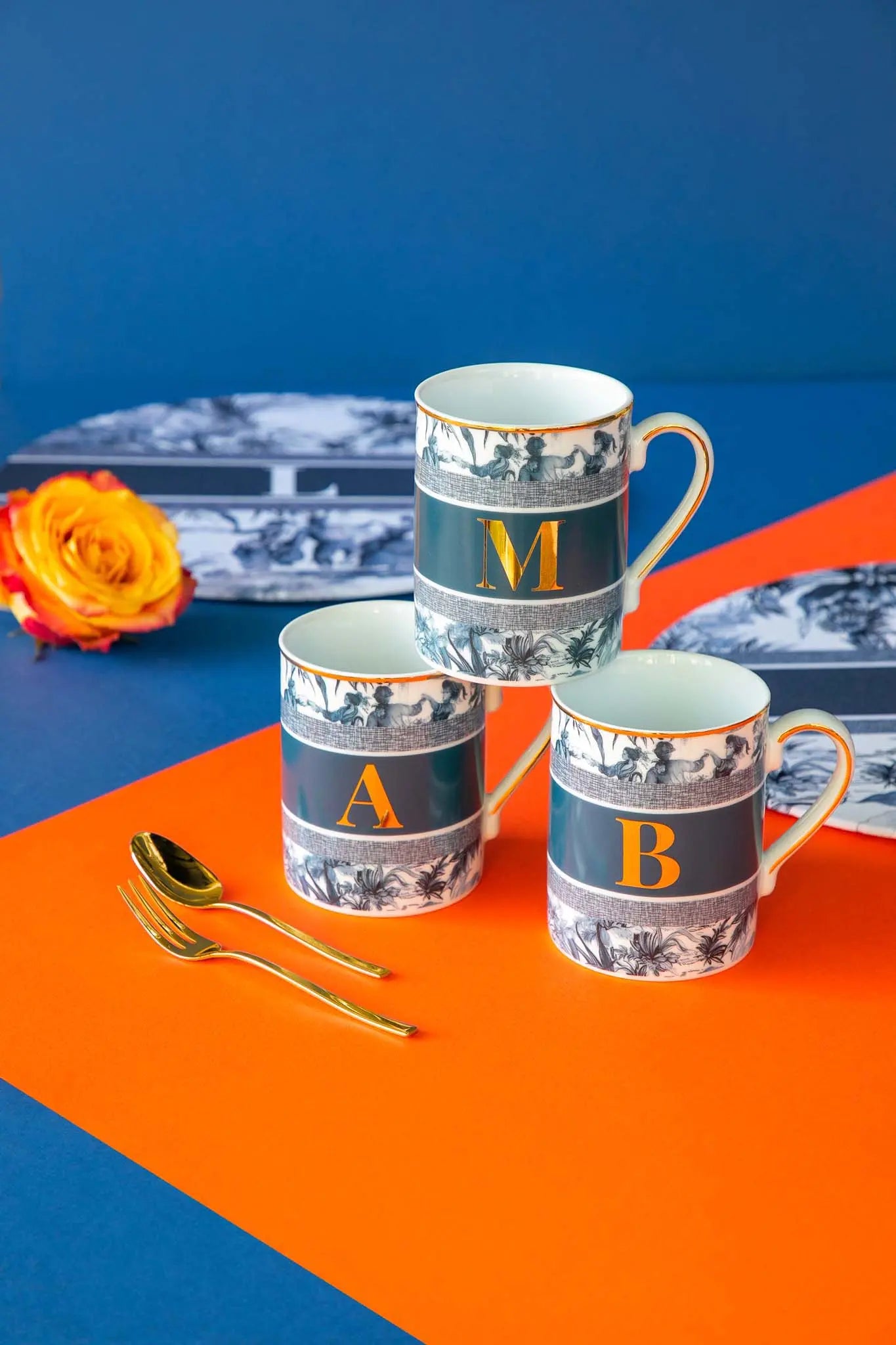 Mug Letter M – Alphabet – Amprio Milano