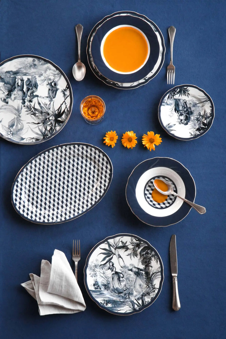 Oval Plate - Versailles - Amprio Milano