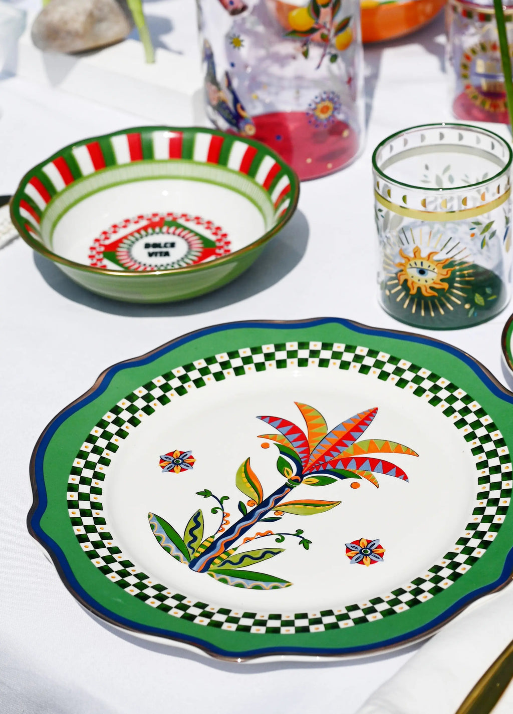 Dinner Plate Palm - Dolce Vita