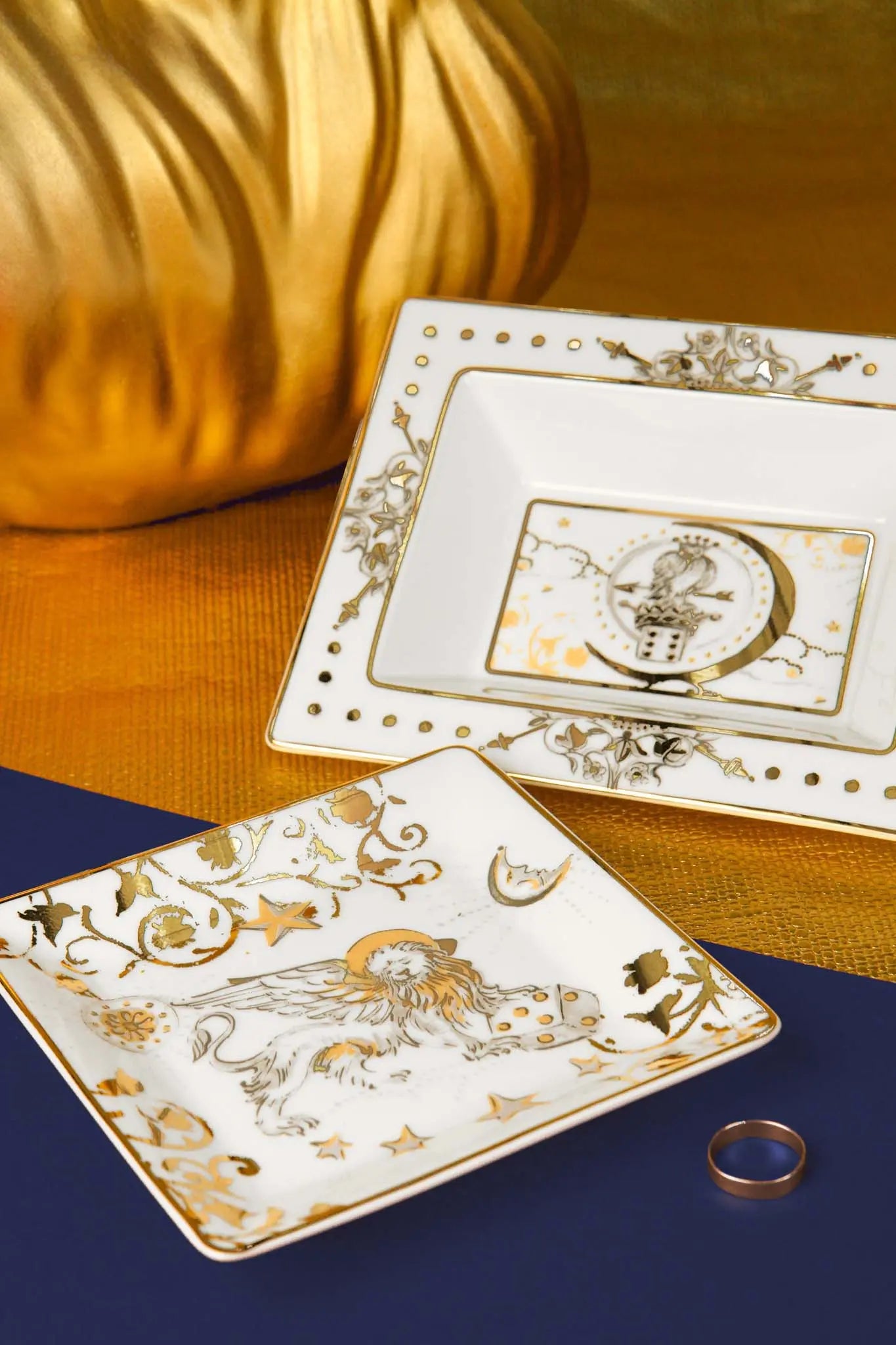 Tray Owl – Kosmo – Amprio Milano