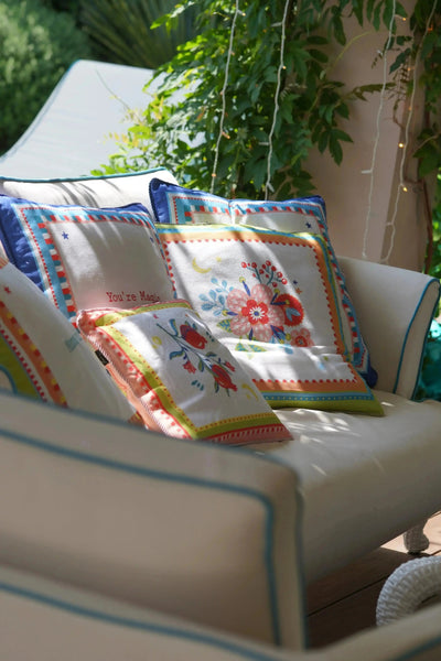 Set of 2 Embroidered Decorative Cushions - Mamma Mia