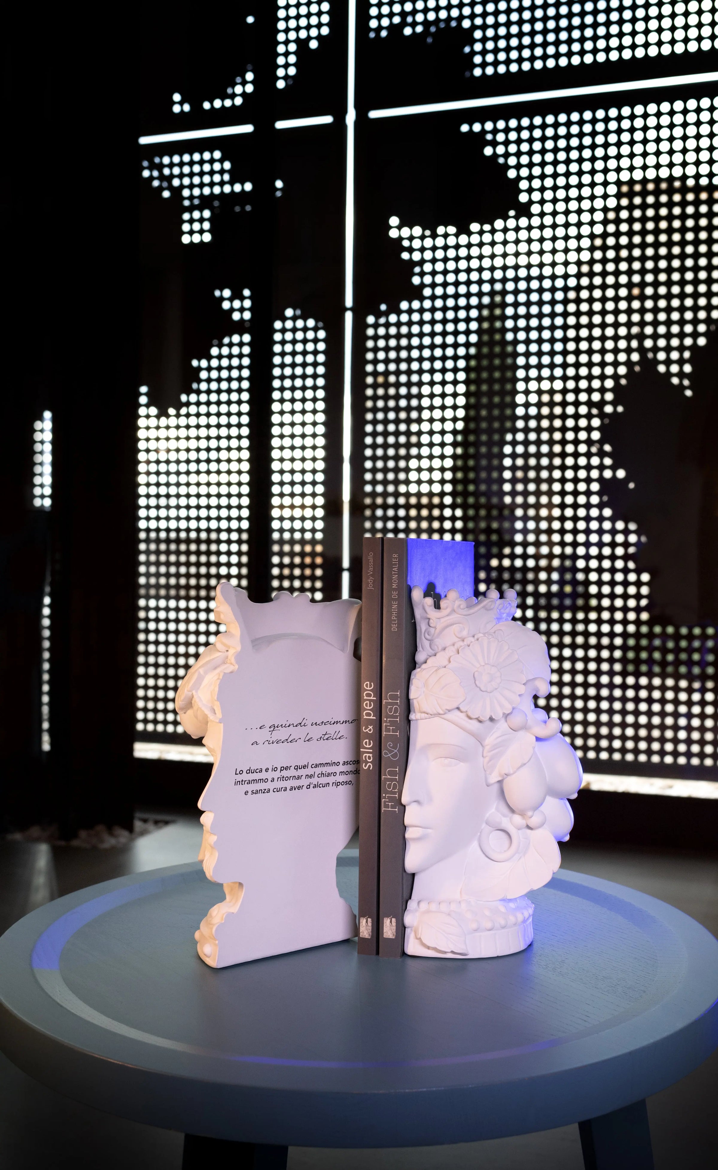 Teste Matte Double Face Sculpture - Amprio Milano