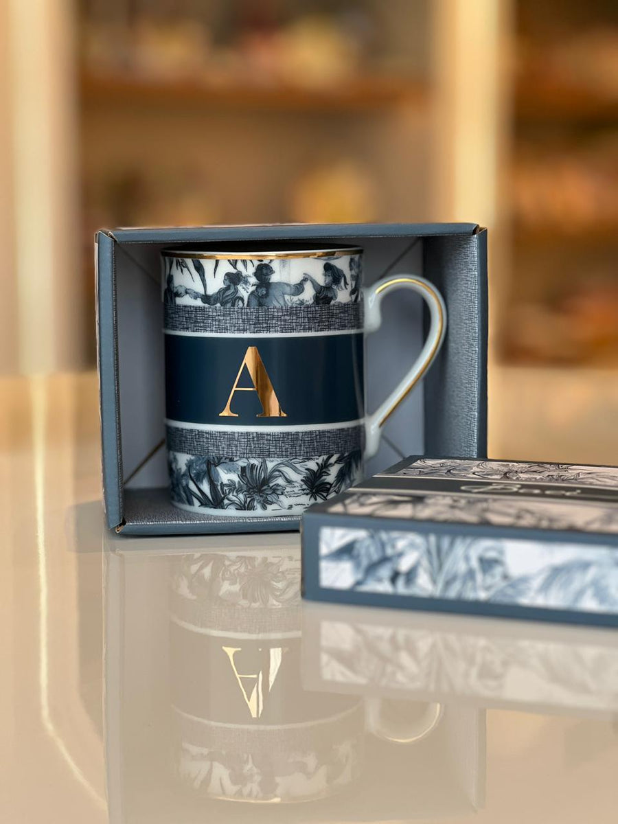 Mug Letter V – Alphabet Amprio Milano