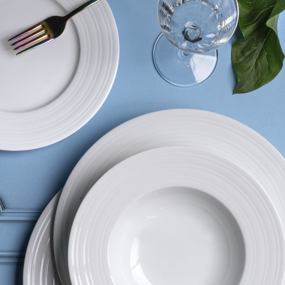 Set of 18 Items White - Saturn Weiss (700731110) #1001